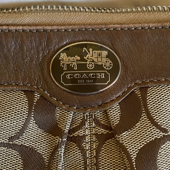 Brown COACH - Picture 2 of 4